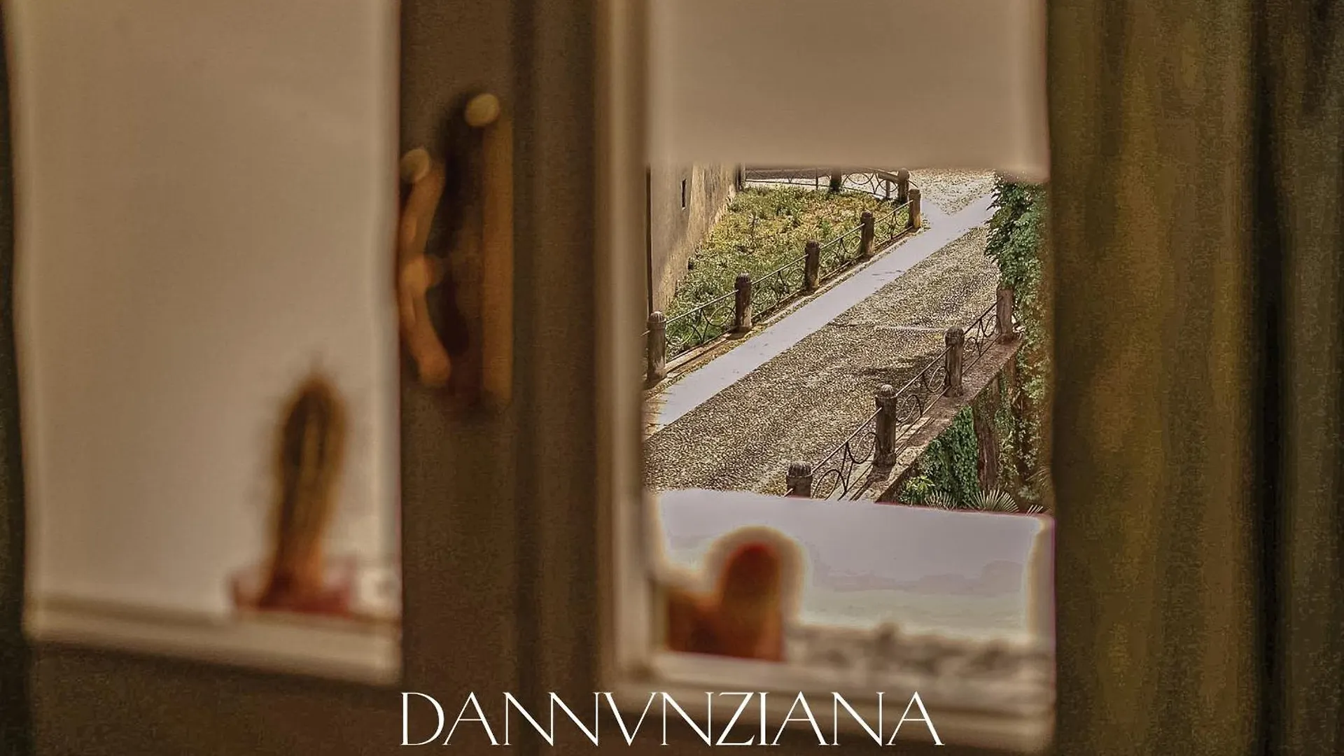 Apartment Dannunziana With Shared Pool - Salo - Garda Lake San Felice del Benaco Italy